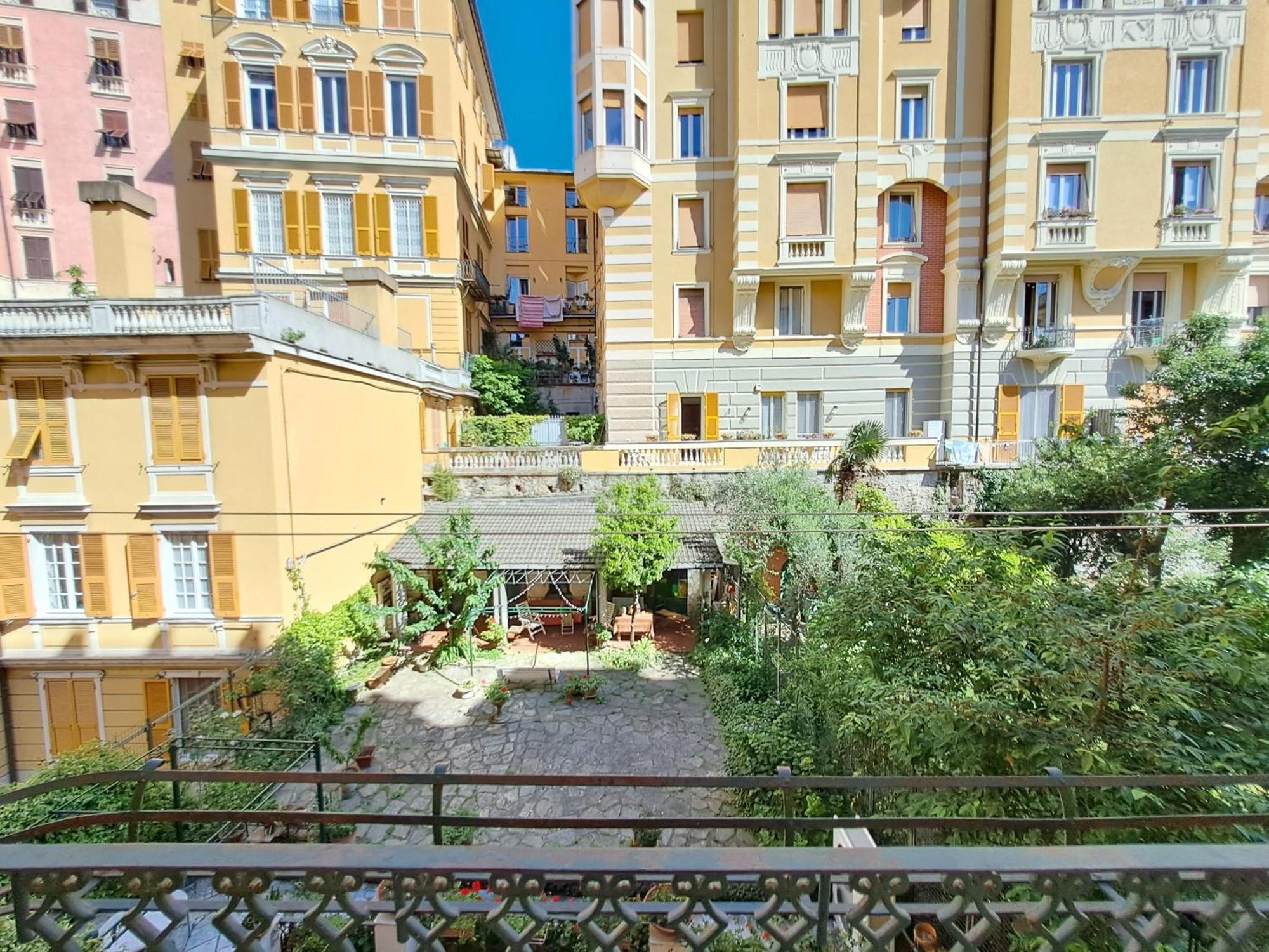 L'Alcova B&B, A Due Passi Dal Centro Генуя Екстер'єр фото